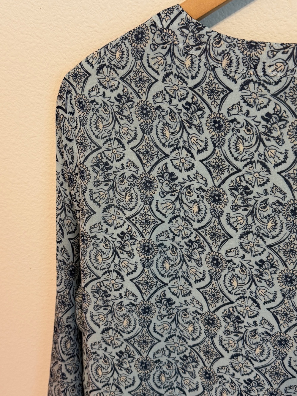 Wonderly Light Blue Printed V-Neck Long Sleeve Blouse - Picture 8 of 10
